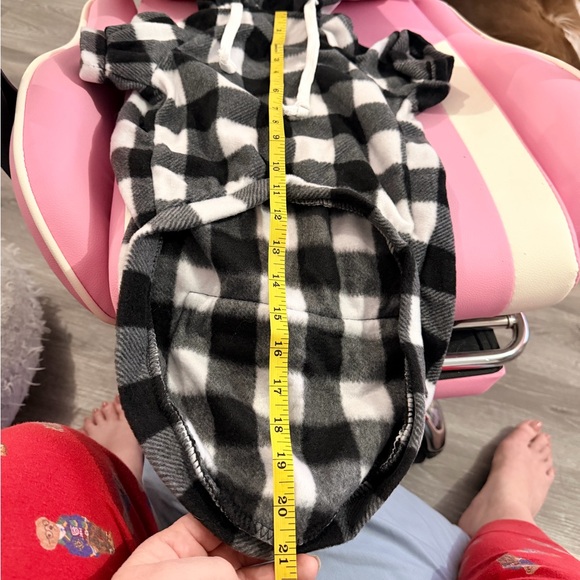 Black & White Plaid Dog Hoodie with Zipper Pocket Sz 3X - Picture 4 of 5